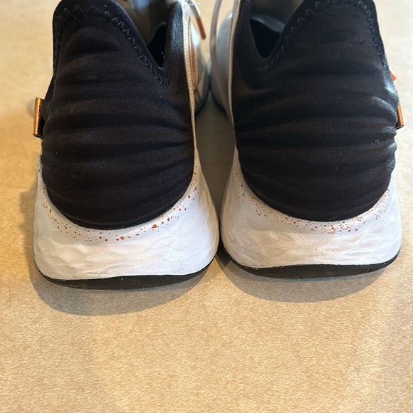 Shoes - Picture 4 of 6